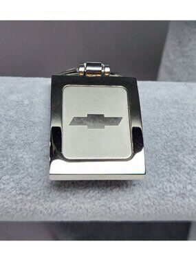 Chevrolet Dealership Chrome Metal Pivoting Keychain